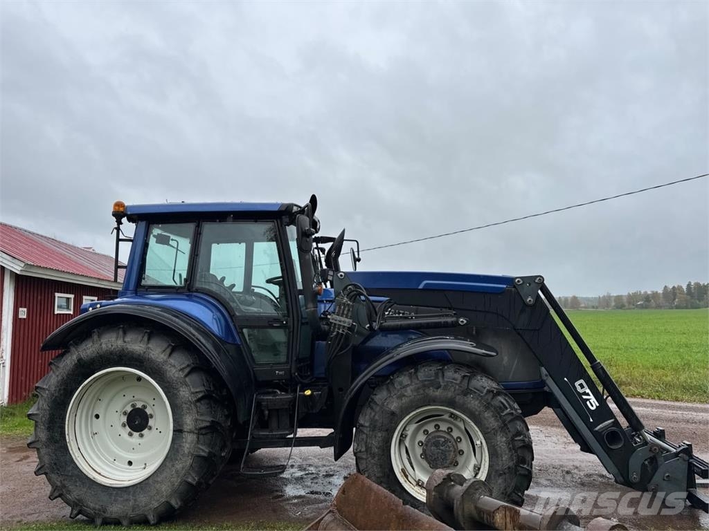 Valtra T190 Traktoren