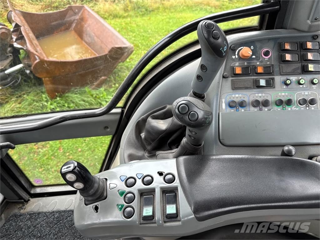 Valtra T190 Traktoren