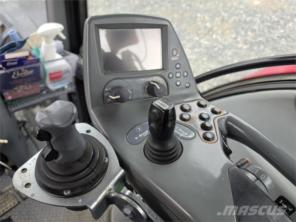 Valtra T202 拖拉机/农用车