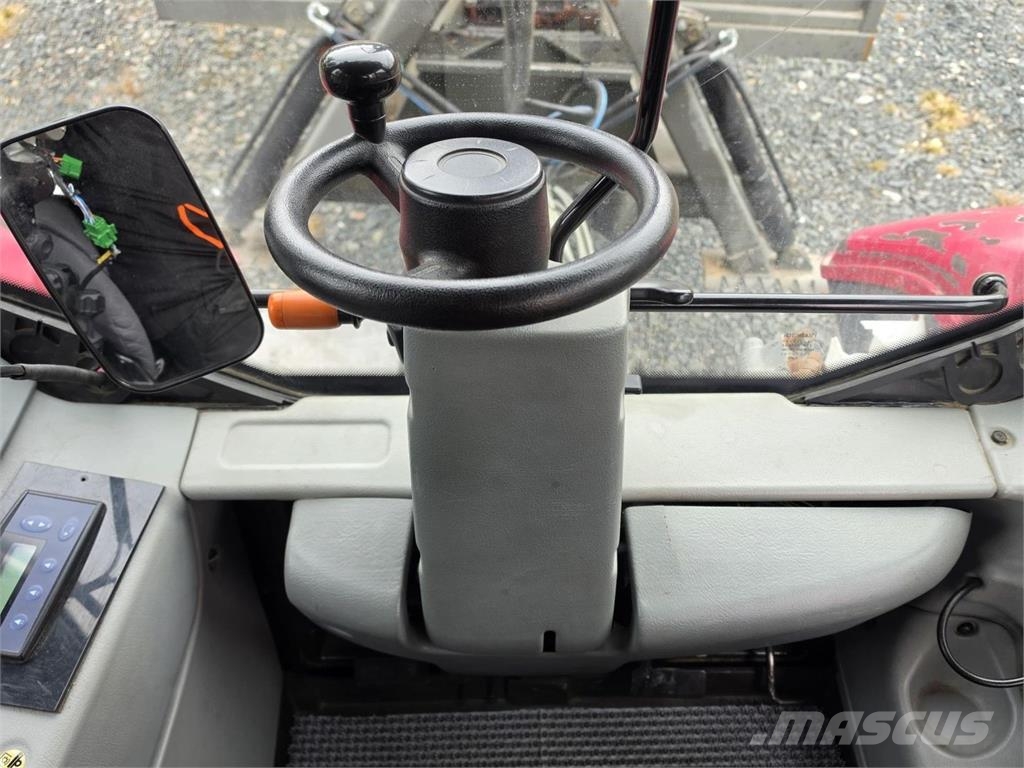 Valtra T202 拖拉机/农用车
