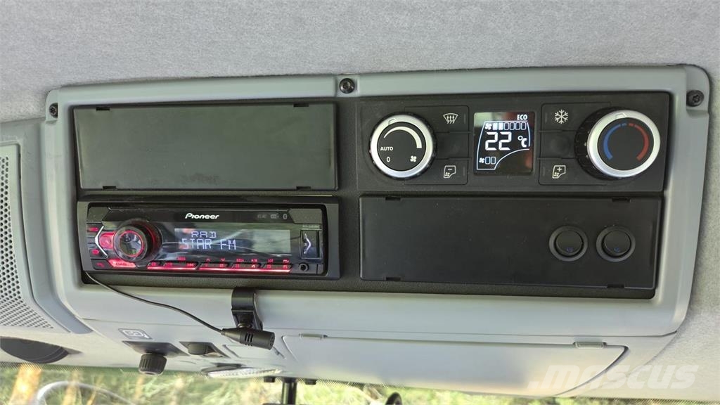 Valtra T254 Versu SmartTouch 拖拉机/农用车