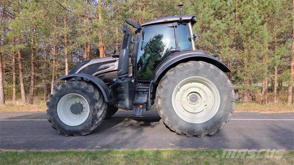 Valtra T254 Versu SmartTouch 拖拉机/农用车