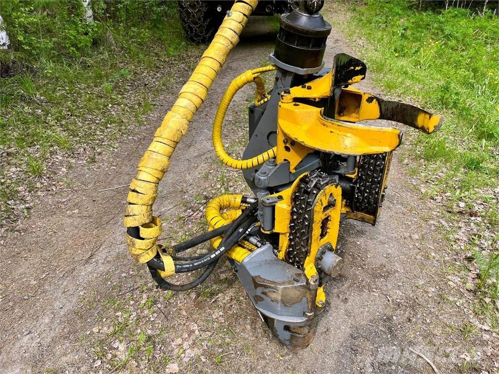 Valtra X120 Harvesteri 拖拉机/农用车