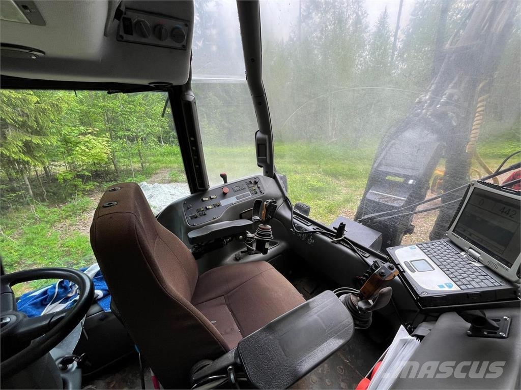 Valtra X120 Harvesteri 拖拉机/农用车