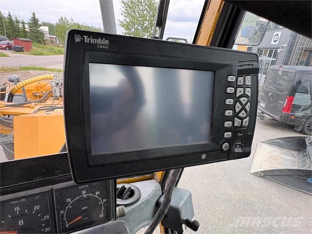 Vammas RG 181 + TRIMBLE 3D معدات تمهيد الطرق