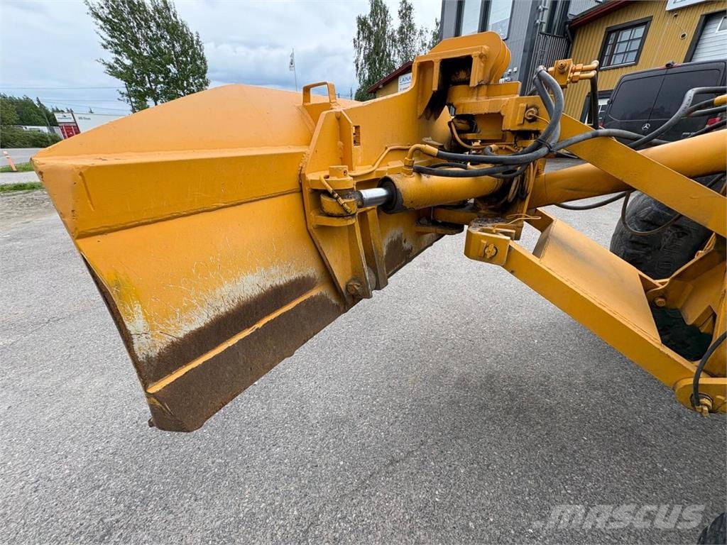 Vammas RG 181 + TRIMBLE 3D معدات تمهيد الطرق