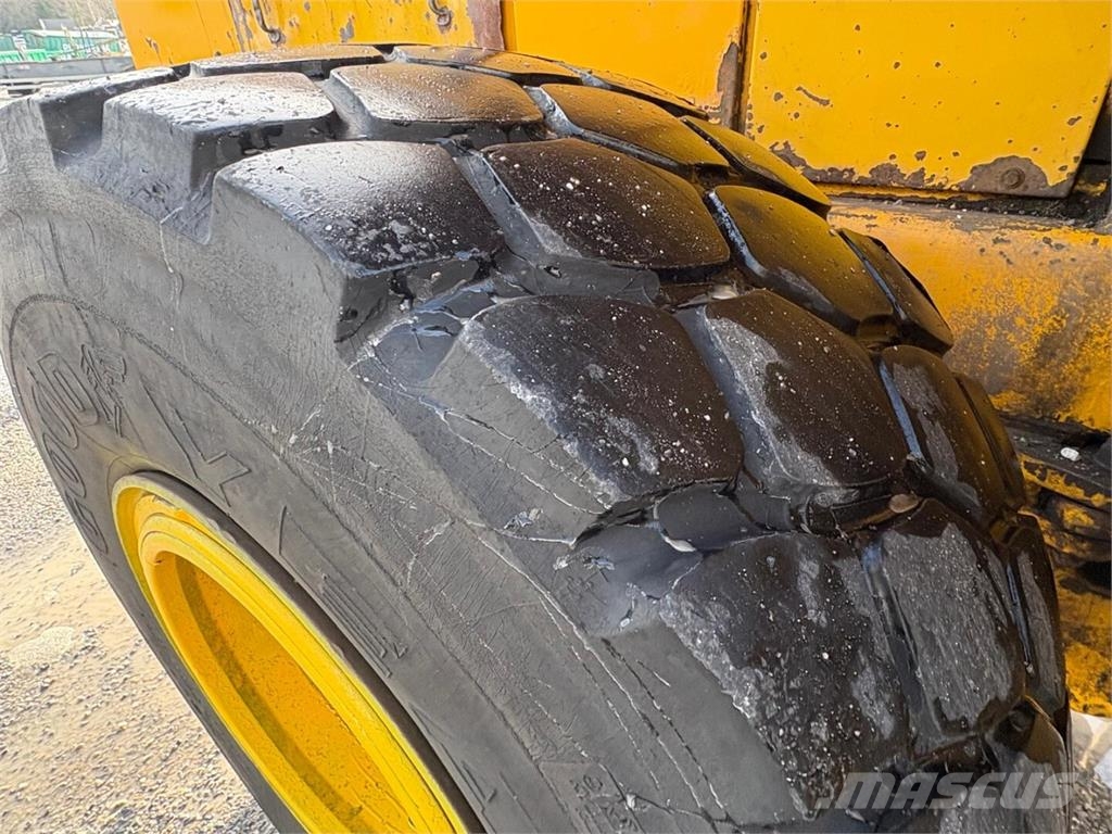 Volvo BM 4400 Pás carregadoras de rodas