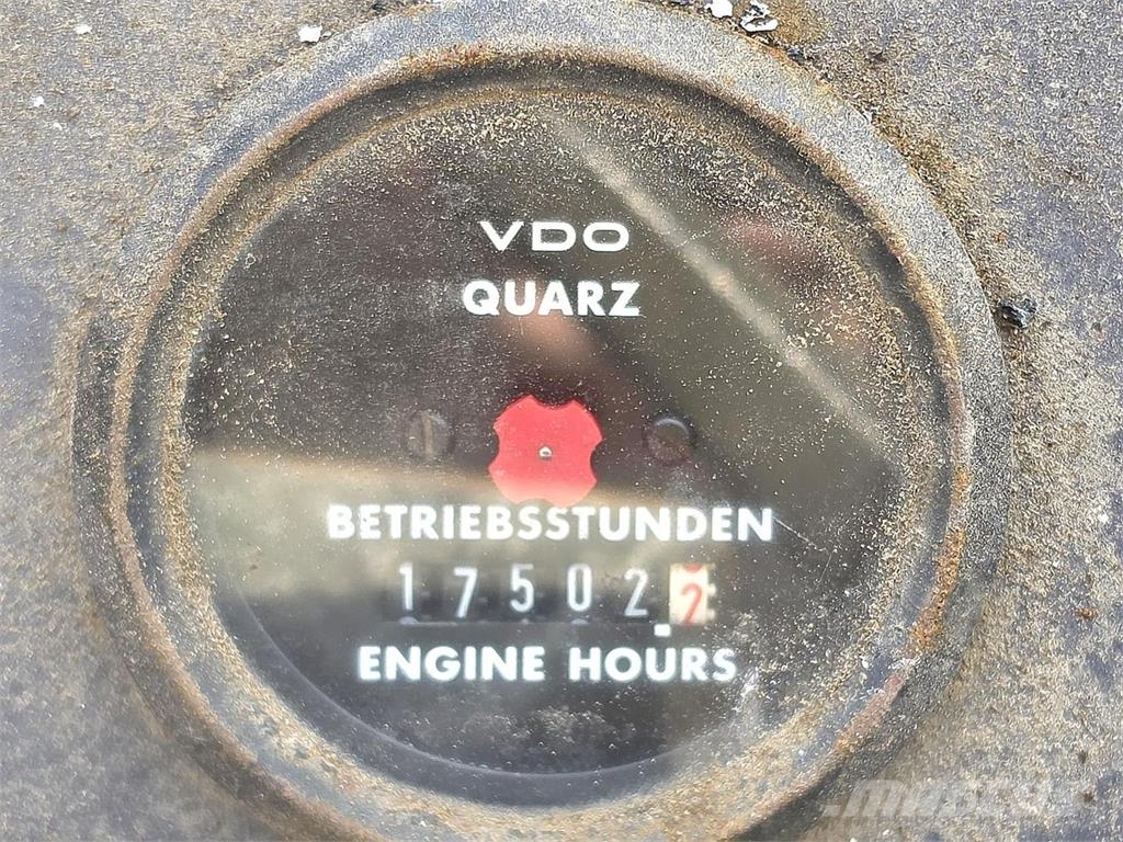 Volvo BM 4500, Vaaka لوادر بعجل