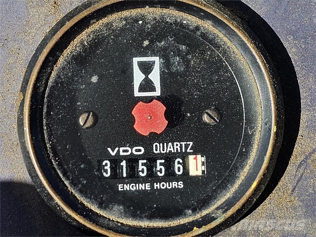 Volvo BM L120 Pale gommate