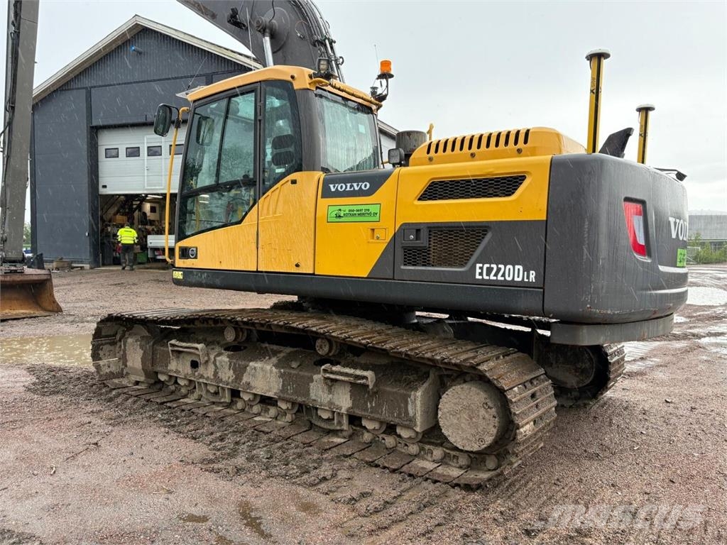 Volvo EC 220 DLR Long reach excavators