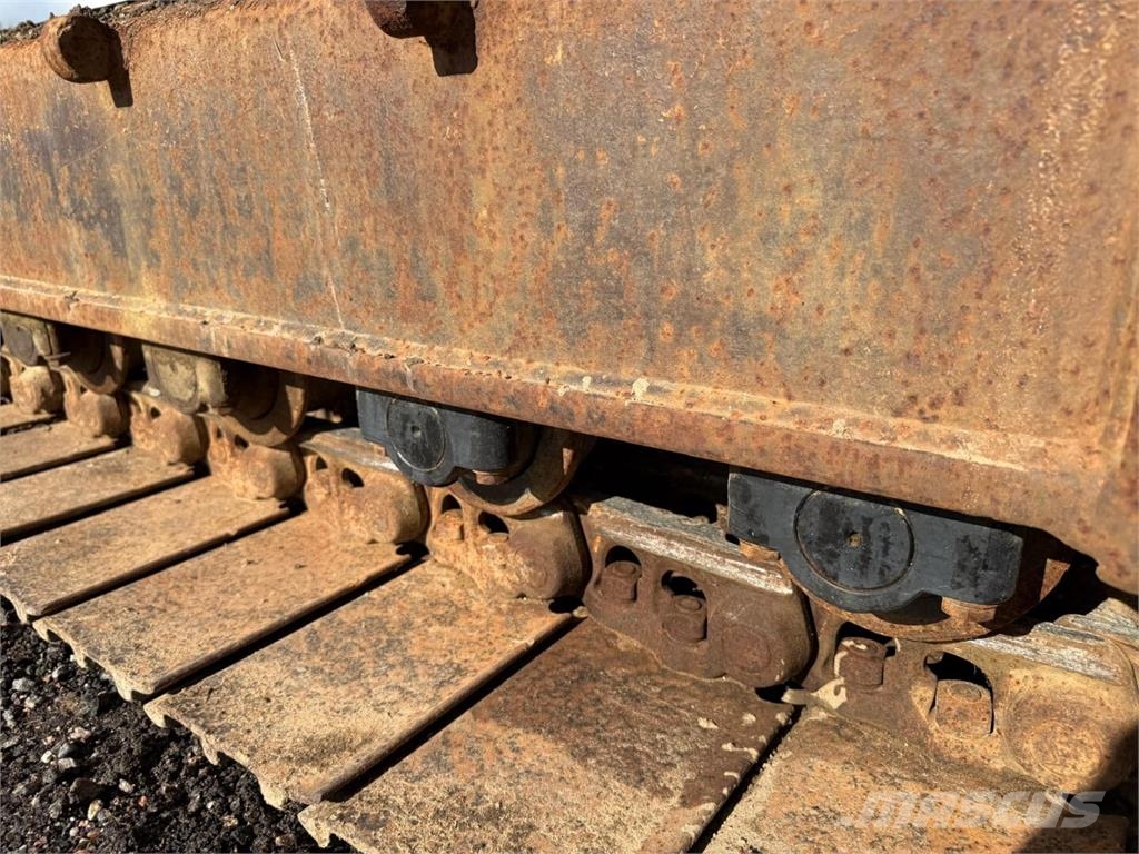 Volvo EC 240 BLC Telakaivukoneet