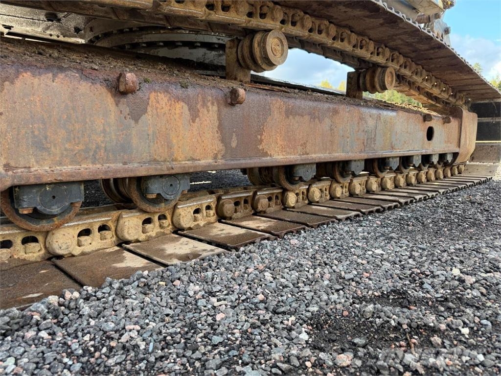Volvo EC 240 BLC Telakaivukoneet