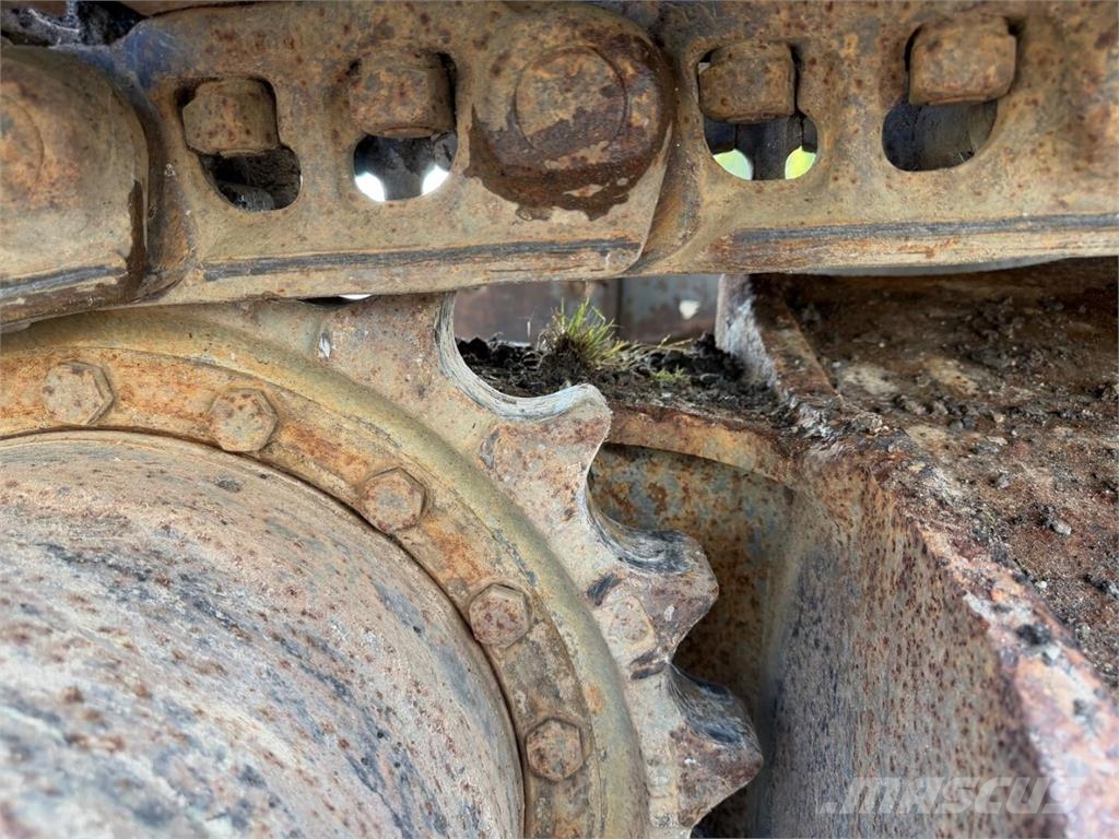 Volvo EC 240 BLC Telakaivukoneet