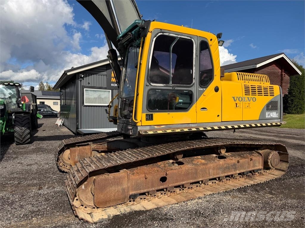 Volvo EC 240 BLC Telakaivukoneet
