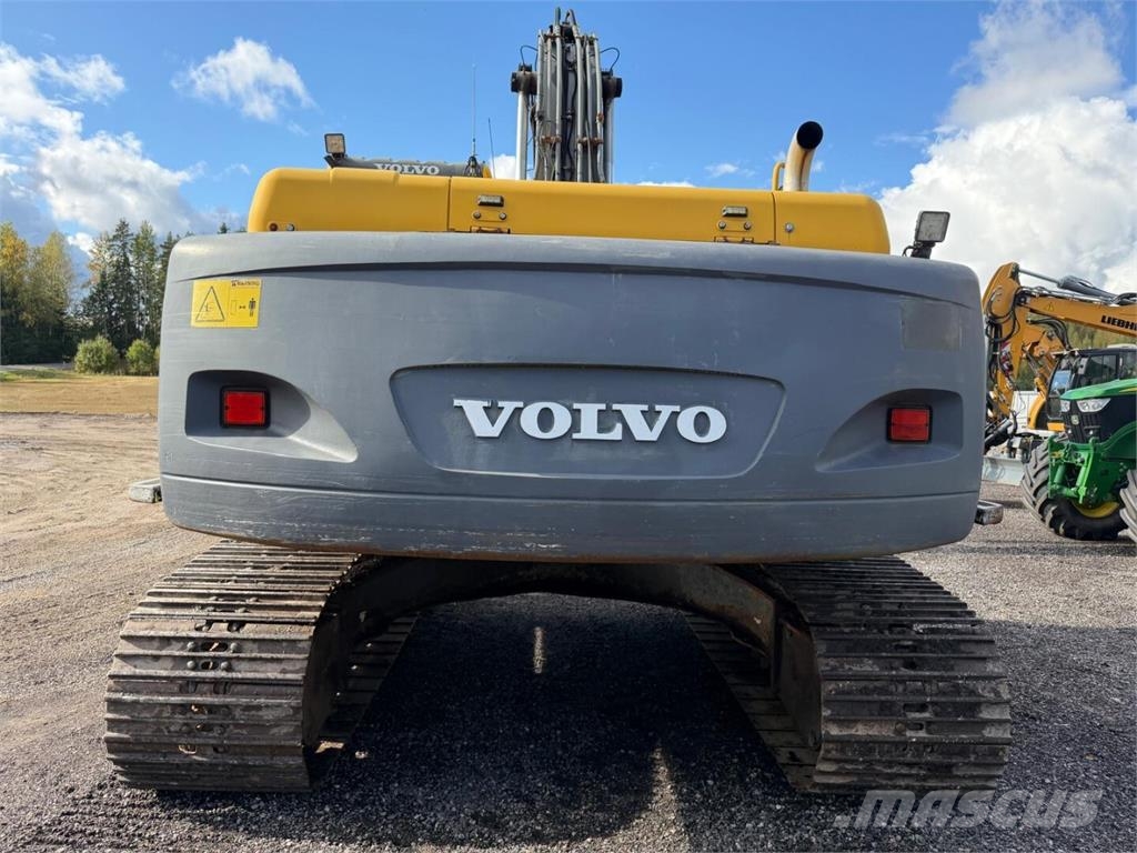Volvo EC 240 BLC Telakaivukoneet