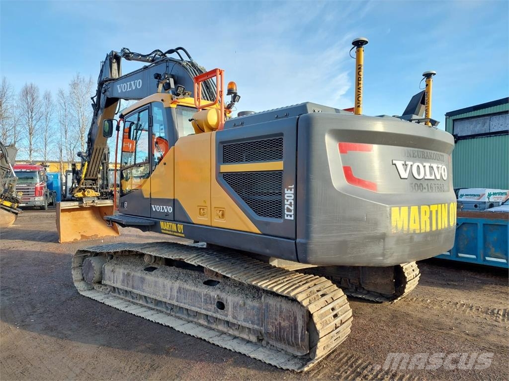 Volvo EC 250 EL Crawler excavators