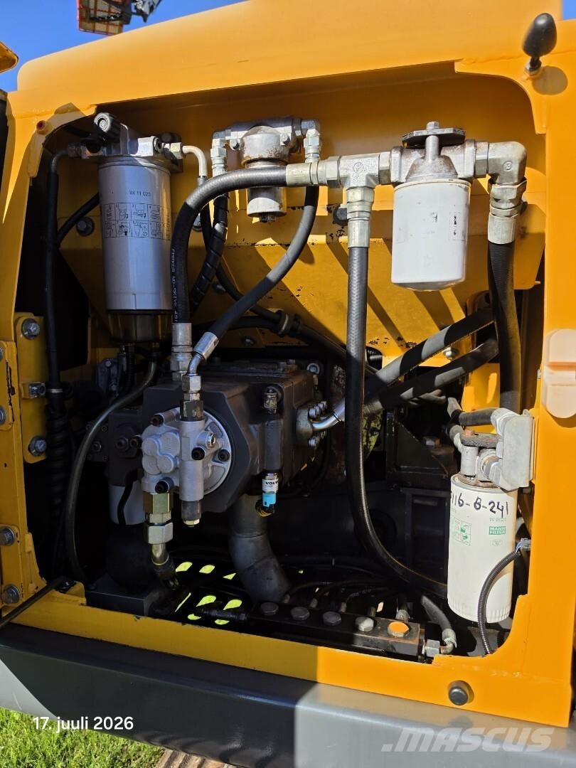 Volvo EC160 CL حفارات زحافة