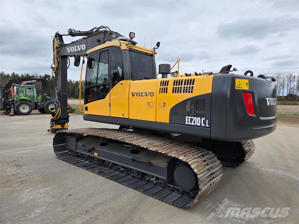 Volvo EC210CL 履带挖掘机