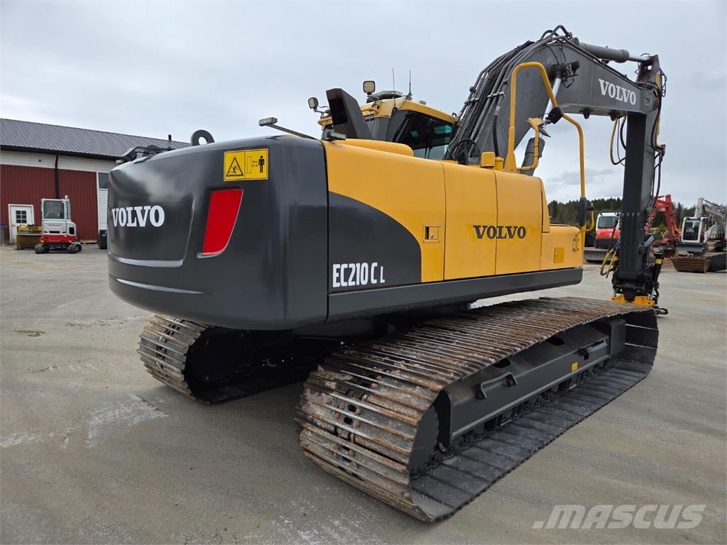 Volvo EC210CL 履带挖掘机