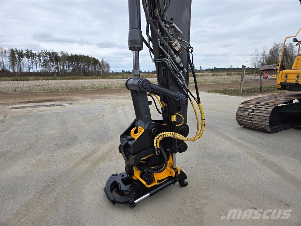 Volvo EC210CL 履带挖掘机
