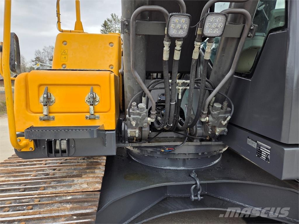 Volvo EC210CL 履带挖掘机