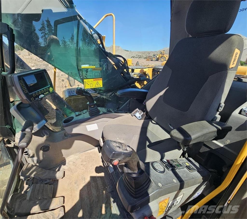 Volvo EC210CL, Leica 3D, Indexator, Kauha, Rasvari 履带挖掘机