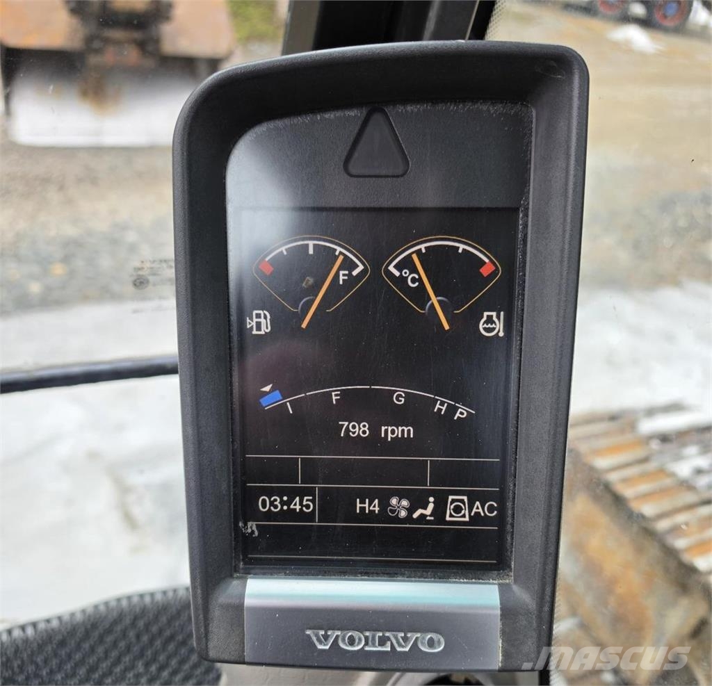 Volvo EC210CL, Webasto, Kallistuva liitin, Kauha Lánctalpas kotrók