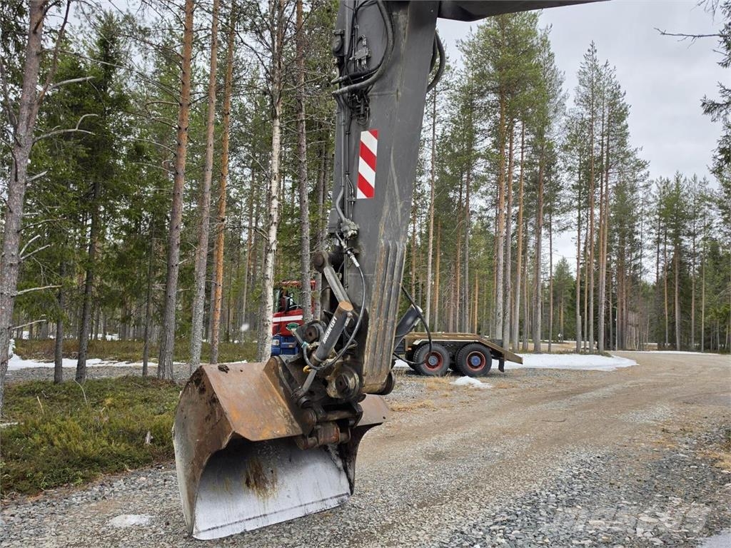 Volvo EC210CL, Webasto, Kallistuva liitin, Kauha Lánctalpas kotrók