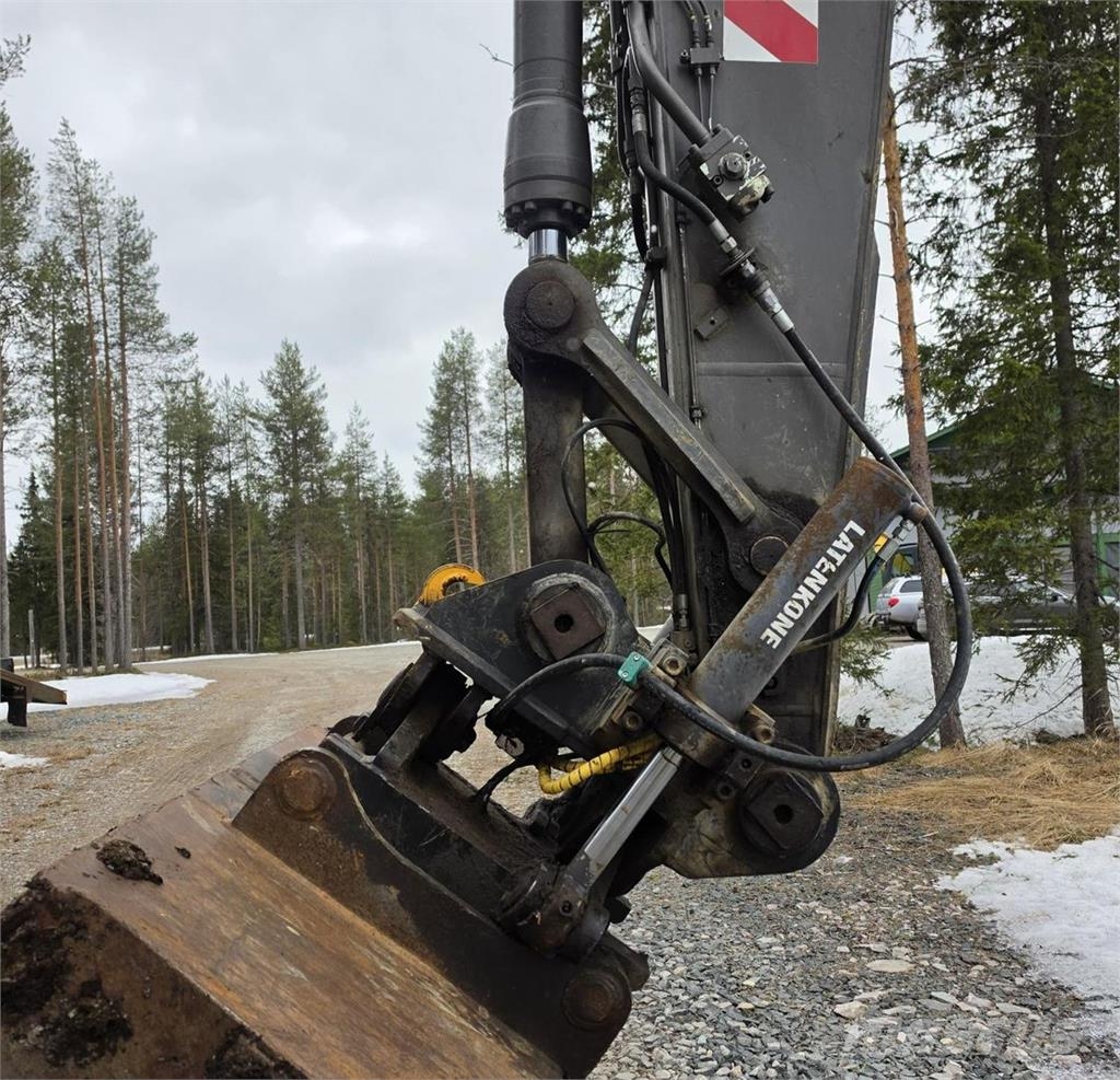 Volvo EC210CL, Webasto, Kallistuva liitin, Kauha Lánctalpas kotrók