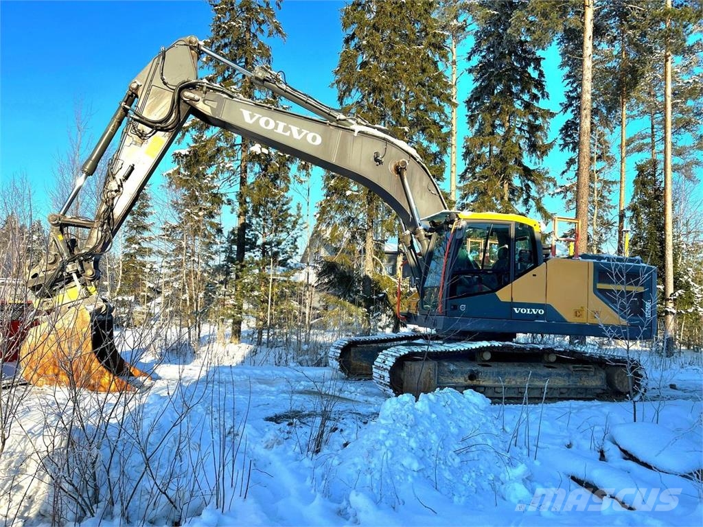Volvo EC250EL, Novatron 3D, Engcon, Eberspächer Paletli ekskavatörler