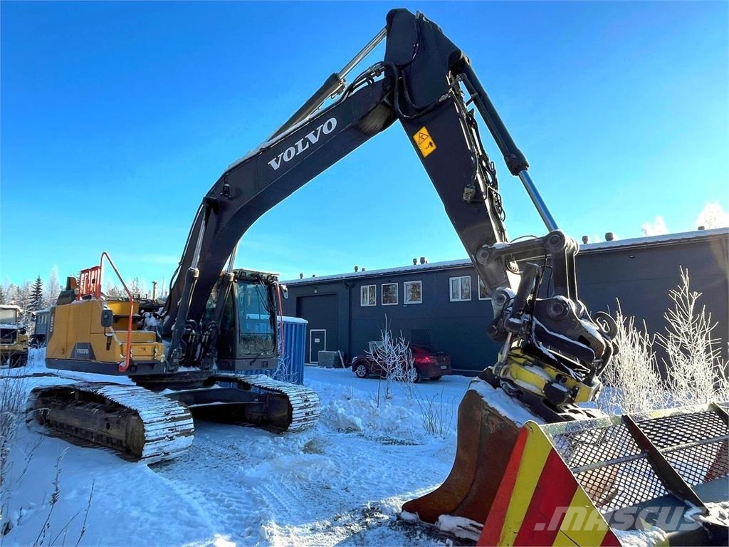 Volvo EC250EL, Novatron 3D, Engcon, Eberspächer Paletli ekskavatörler