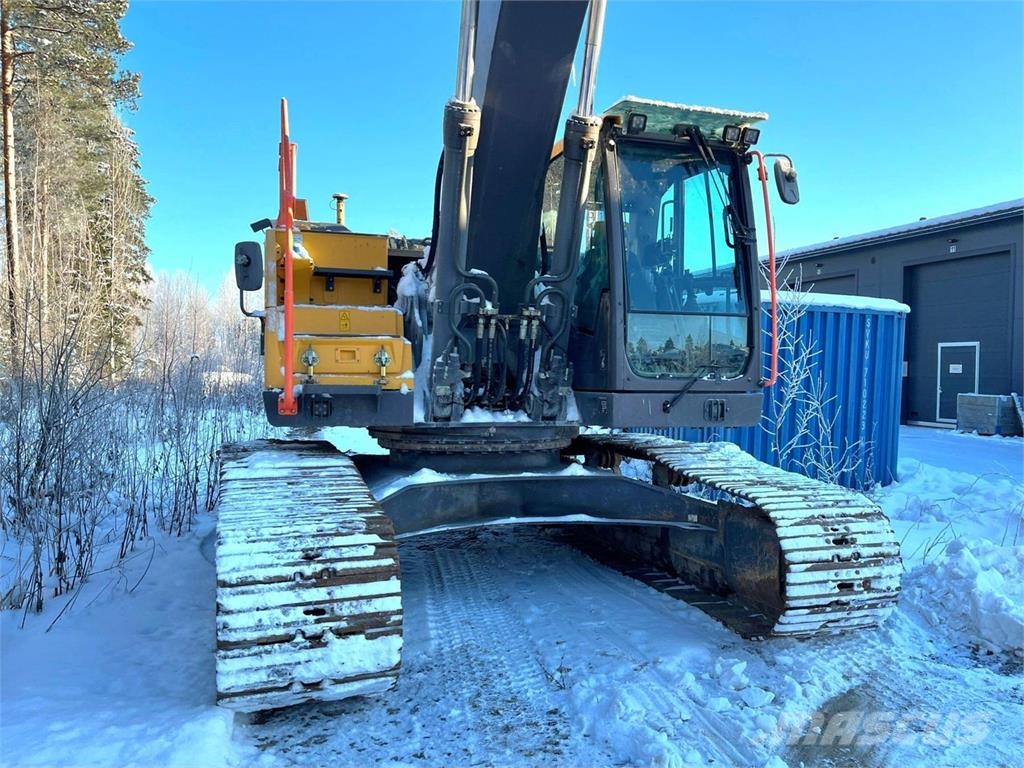 Volvo EC250EL, Novatron 3D, Engcon, Eberspächer Paletli ekskavatörler