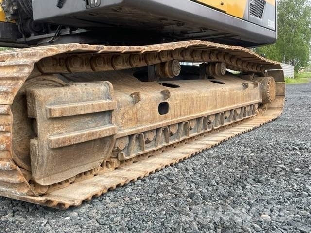 Volvo EC300DL حفارات زحافة