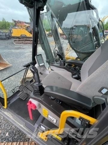 Volvo EC300DL حفارات زحافة