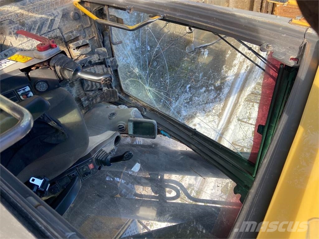 Volvo EC460C 履带挖掘机