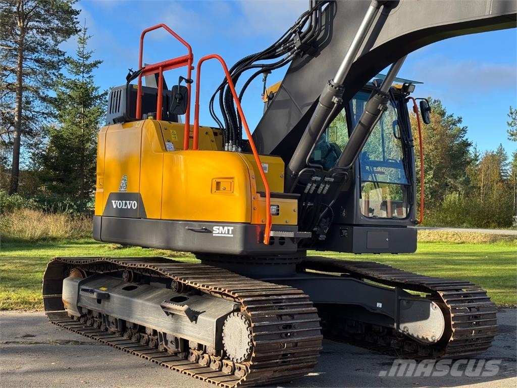 Volvo ECR 235 EL حفارات زحافة