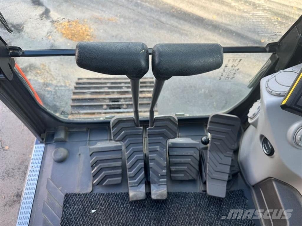 Volvo ECR 235 EL حفارات زحافة