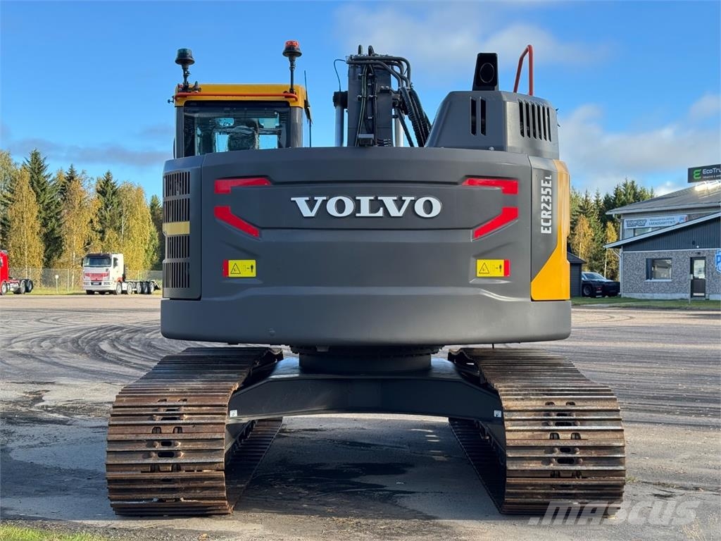 Volvo ECR 235 EL حفارات زحافة
