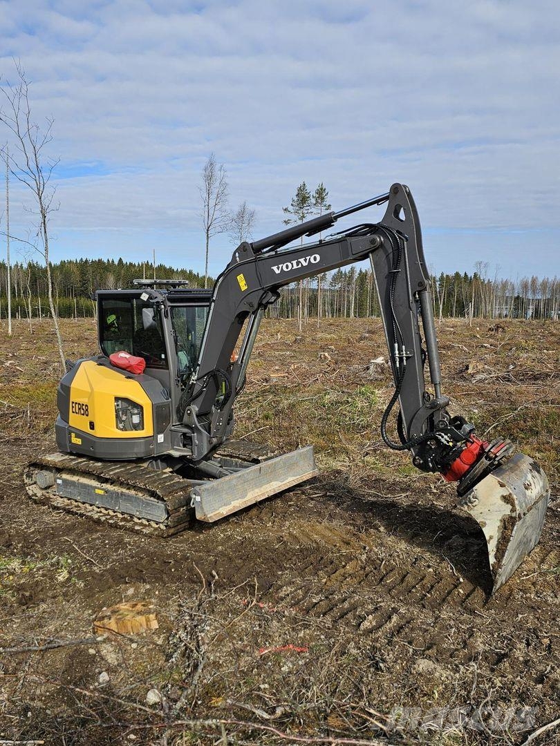 Volvo ECR 58 F, Rototilt, 4 kauhaa, Webasto Minigraafmachines < 7t