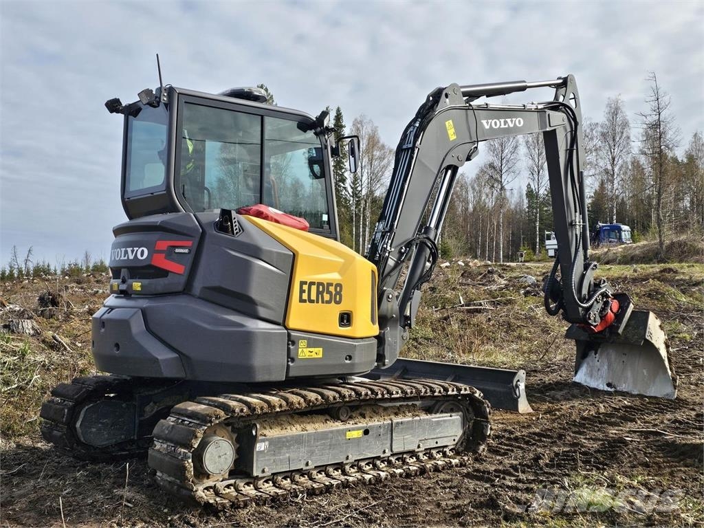 Volvo ECR 58 F, Rototilt, 4 kauhaa, Webasto Minigraafmachines < 7t