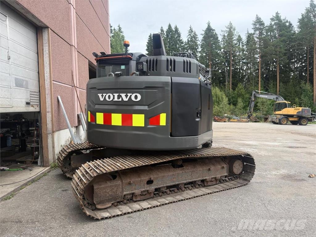 Volvo ECR145EL, Engcon, kauha, Rasvari, Eberspächer حفارات زحافة