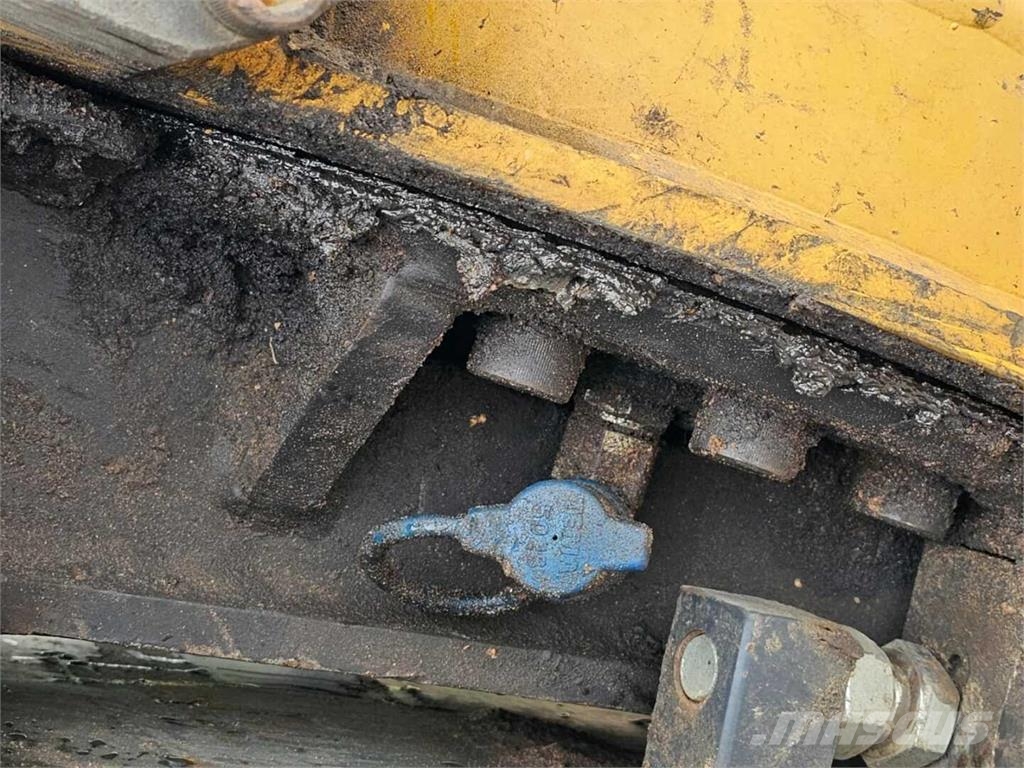 Volvo EW 180 C, Engcon, Eberspächer, rasvari Εκσκαφείς με τροχούς - λάστιχα
