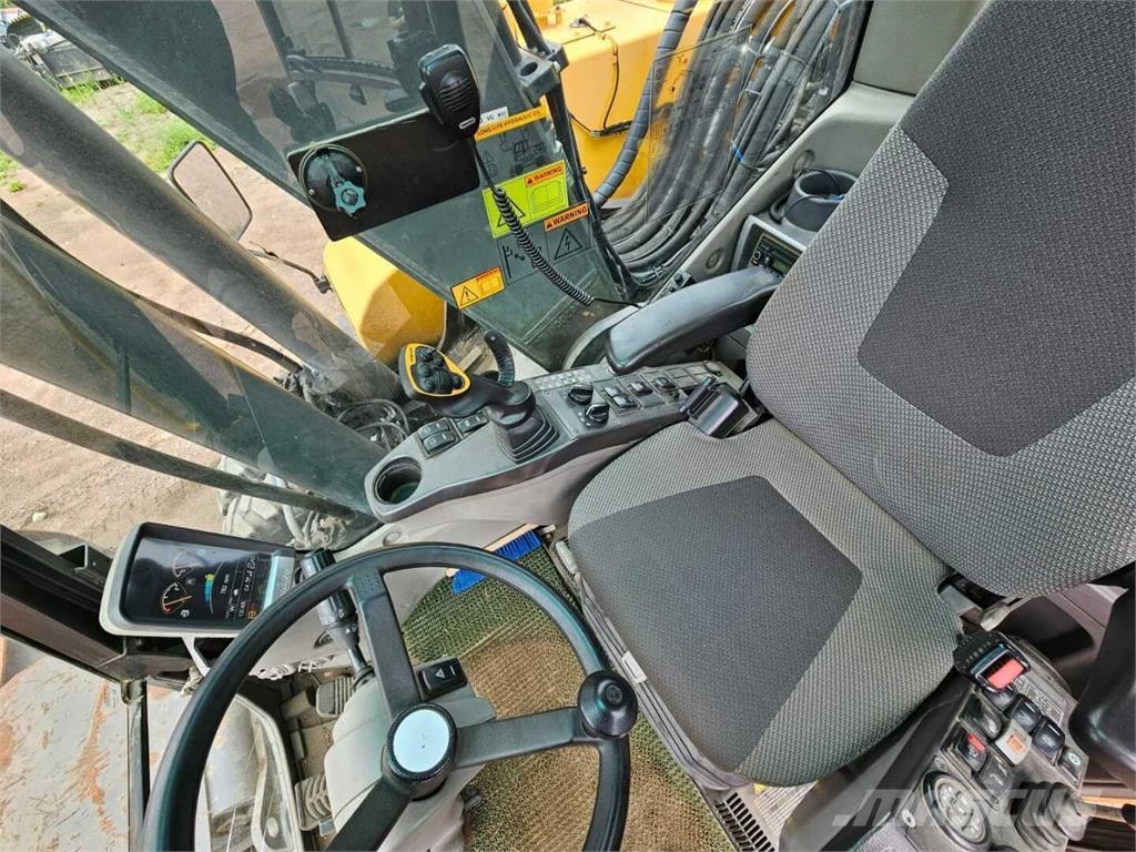 Volvo EW 180 C, Engcon, Eberspächer, rasvari Εκσκαφείς με τροχούς - λάστιχα