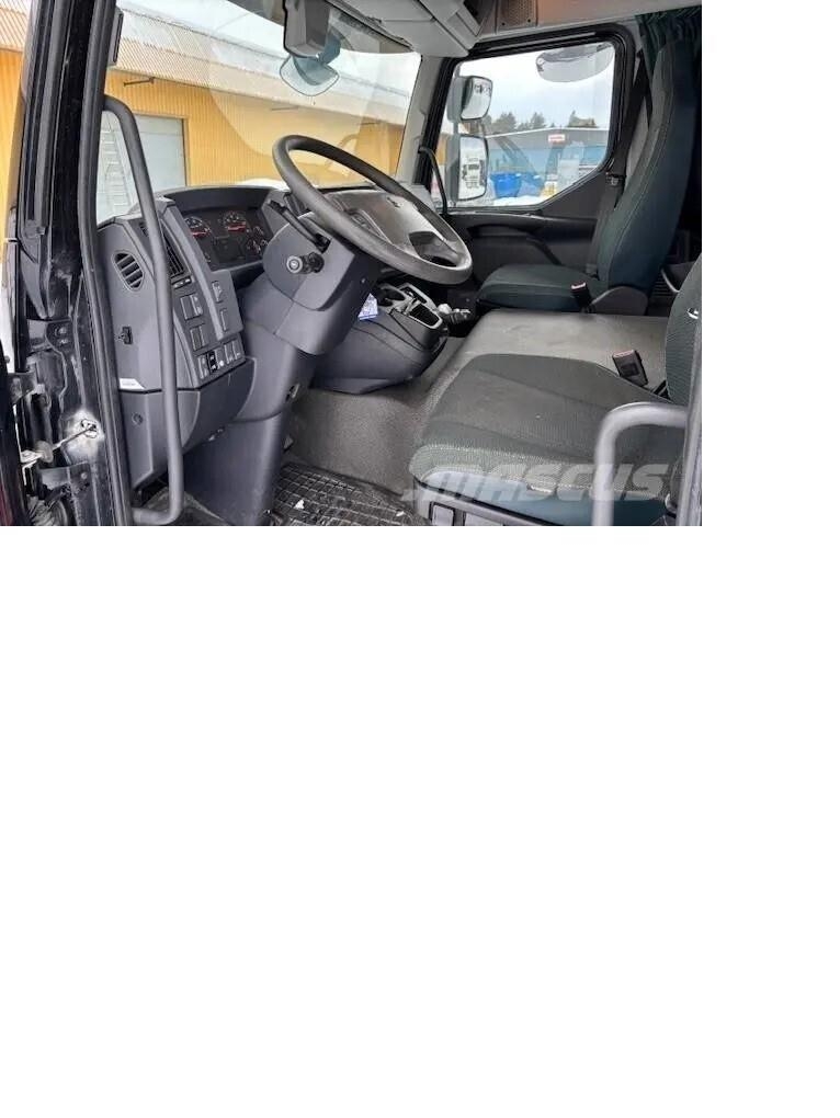 Volvo FE 280 Camiones con caja de remolque