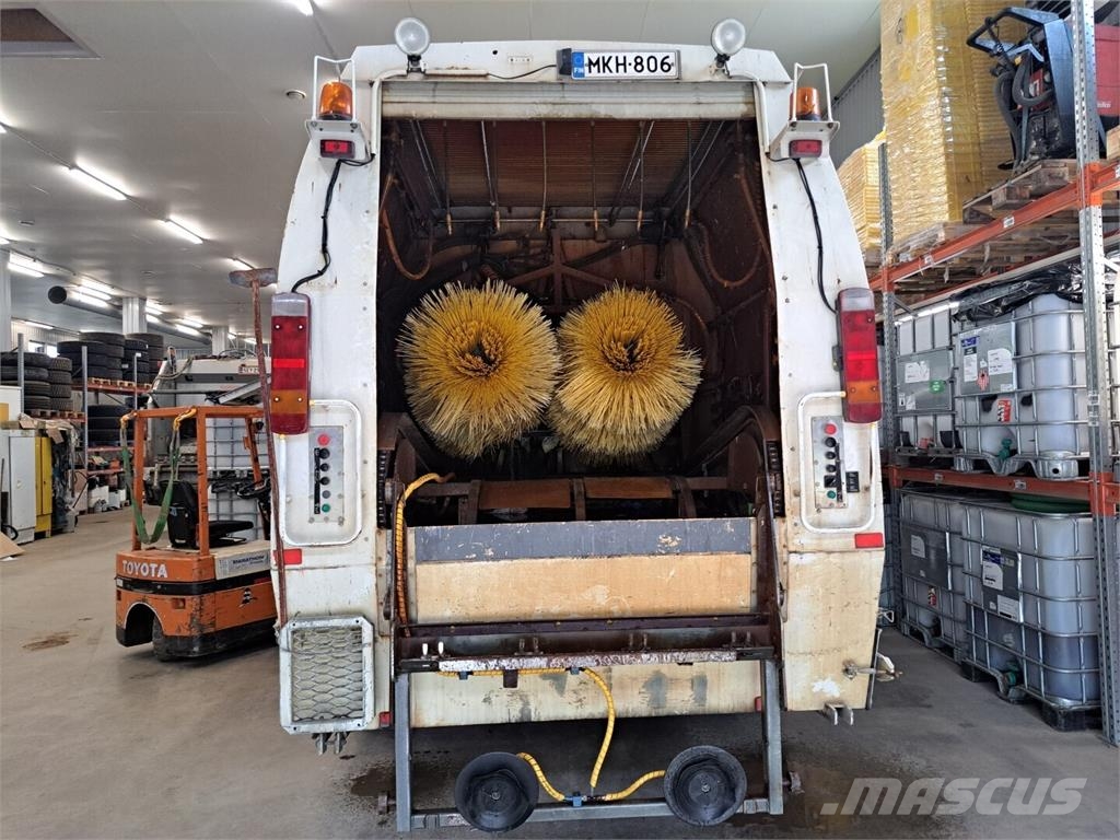 Volvo FE 4x2 شاحنات أخرى
