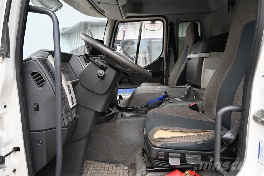 Volvo FE280 4x2 Camiones con caja de remolque