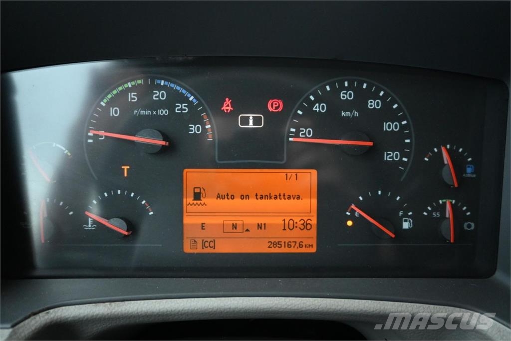 Volvo FE280 4x2 Camiones con caja de remolque