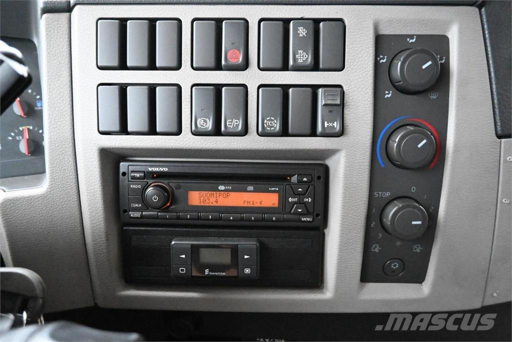 Volvo FE280 4x2 Camiones con caja de remolque