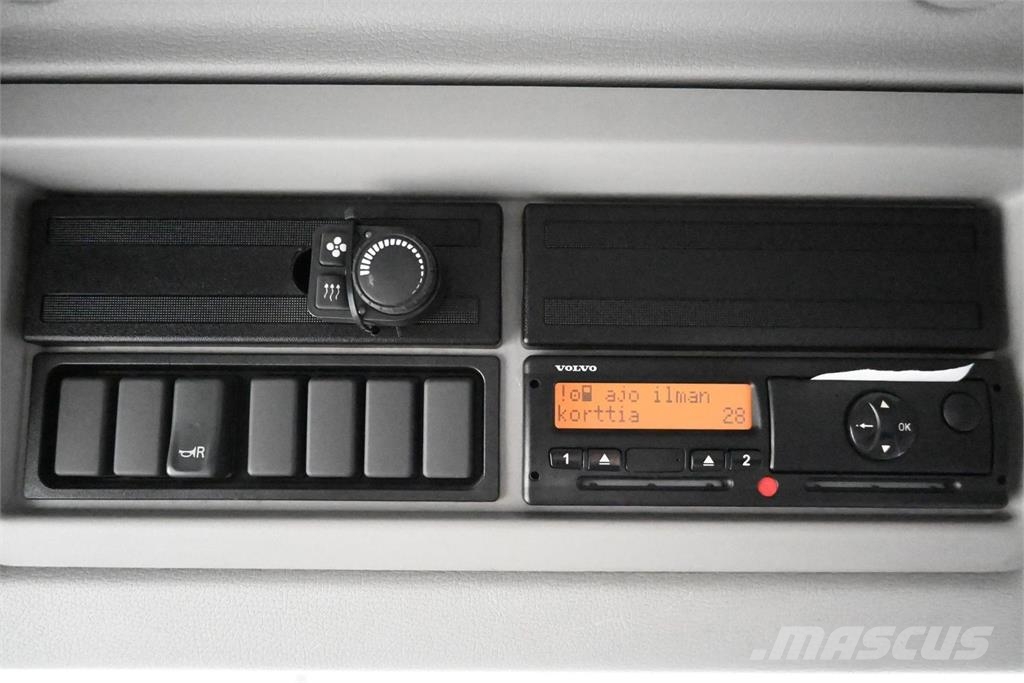 Volvo FE280 4x2 Camiones con caja de remolque