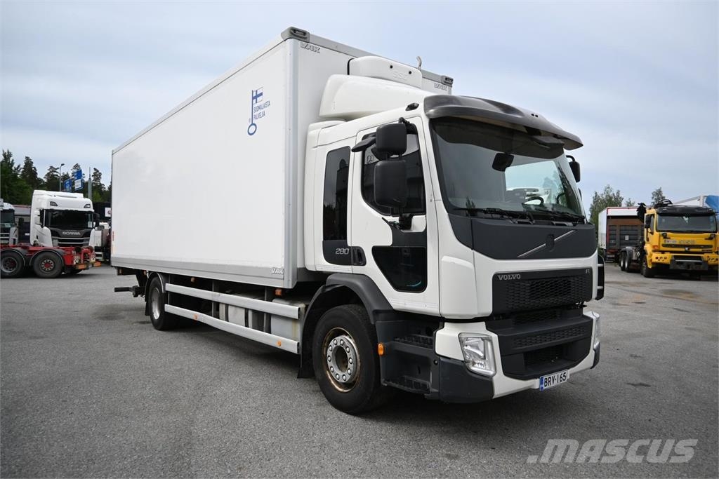 Volvo FE280 4x2 Camiones con caja de remolque